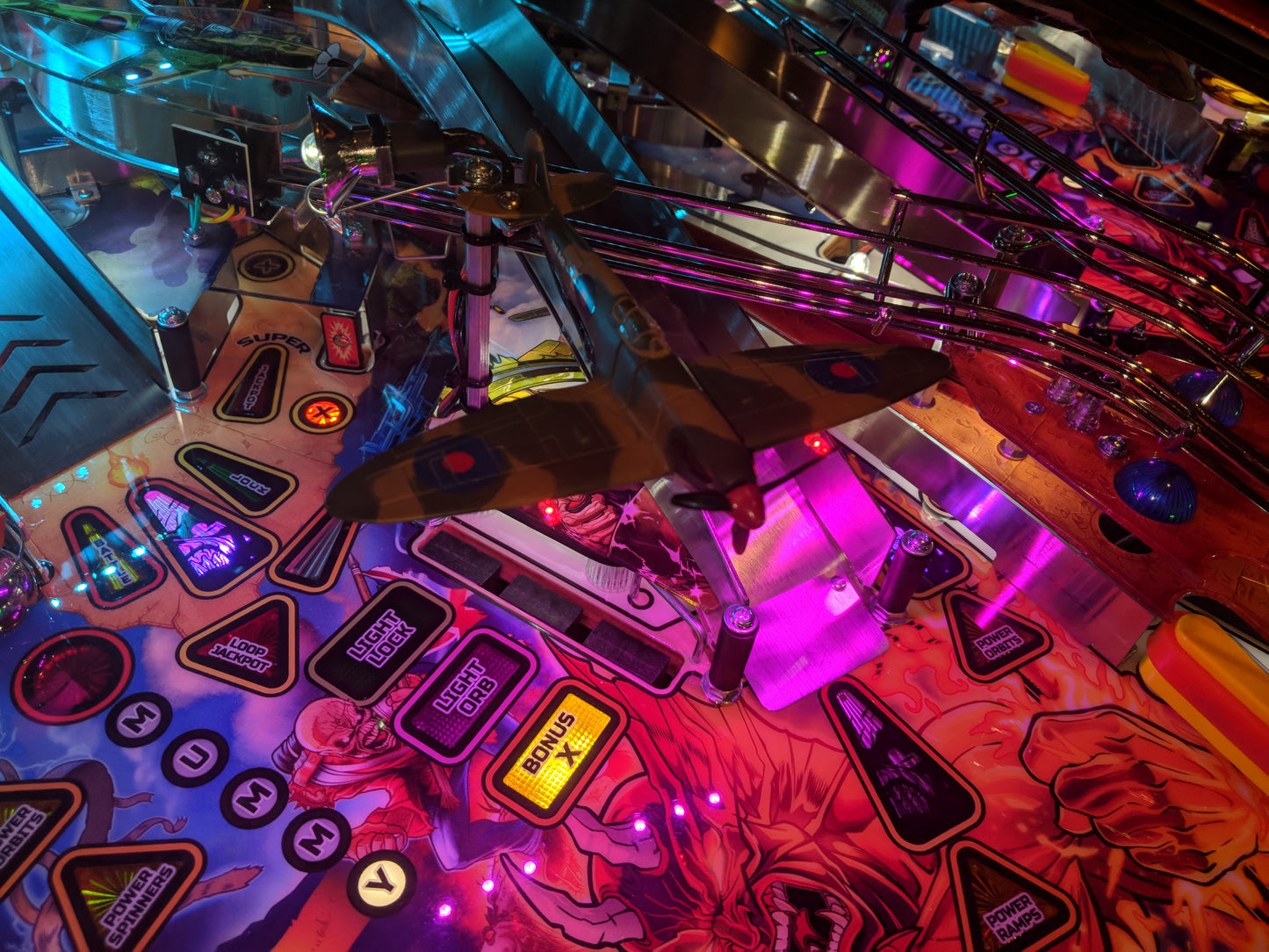 Iron Maiden Pinball Illuminated Plane Mod