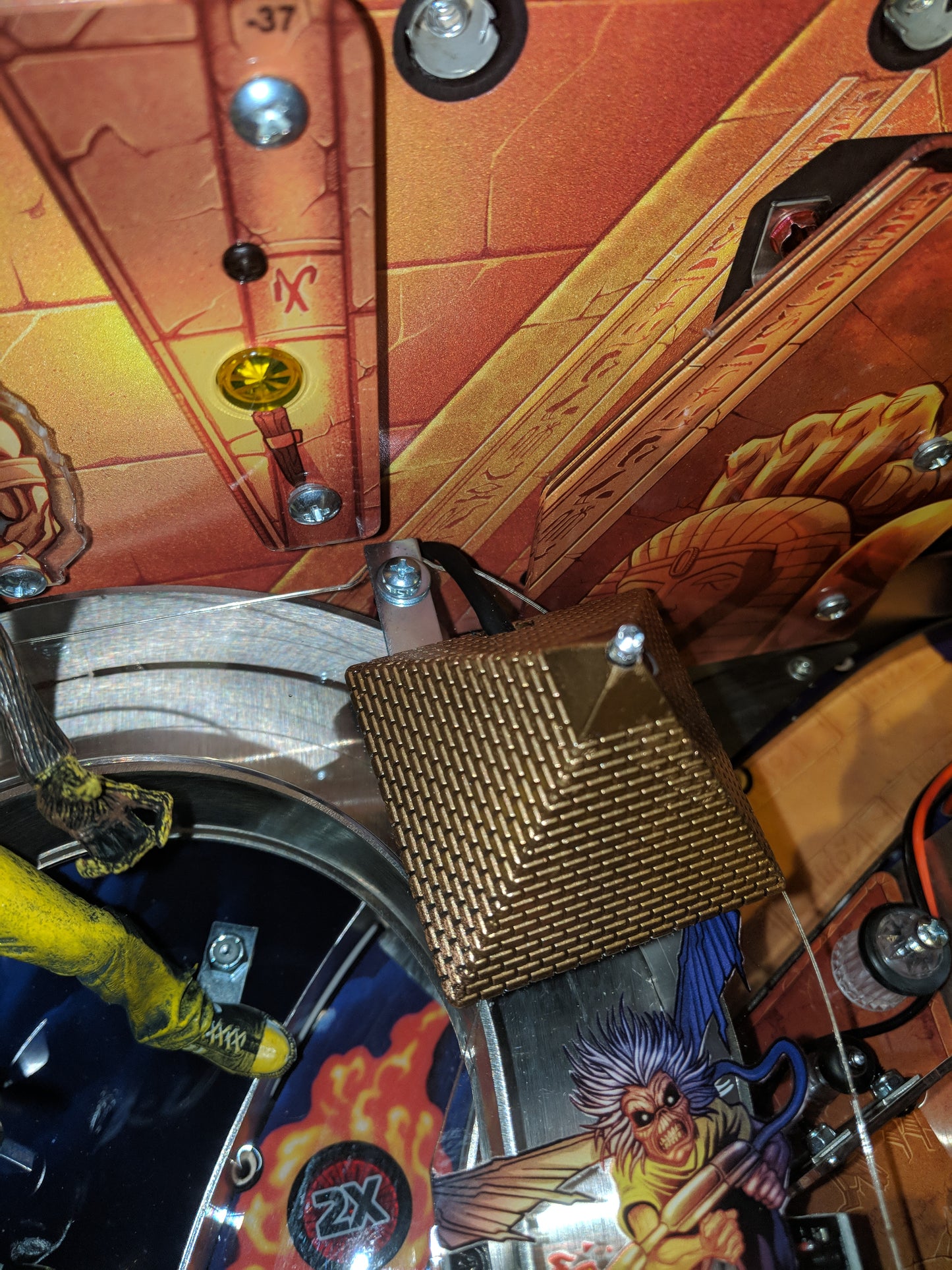 Iron Maiden Pinball Illuminated Pyramid Mod