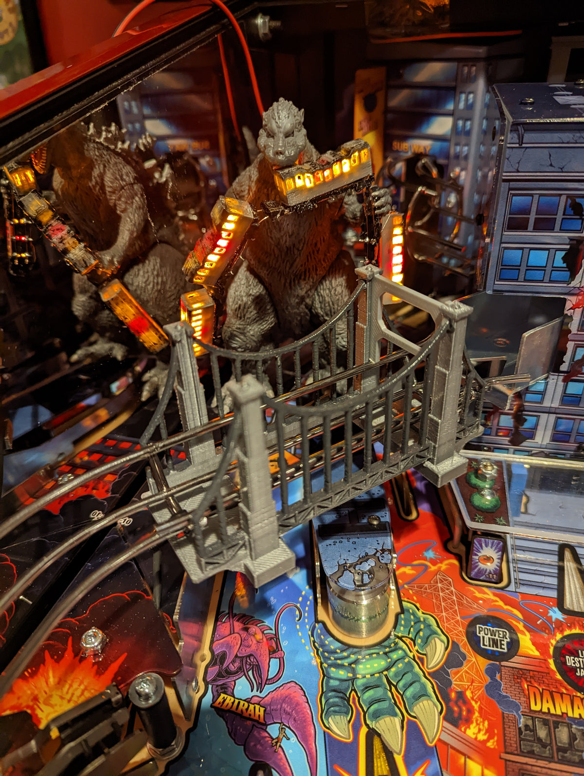 Godzilla Pinball Interactive Godzilla with Trains – Lermods Pinball ...