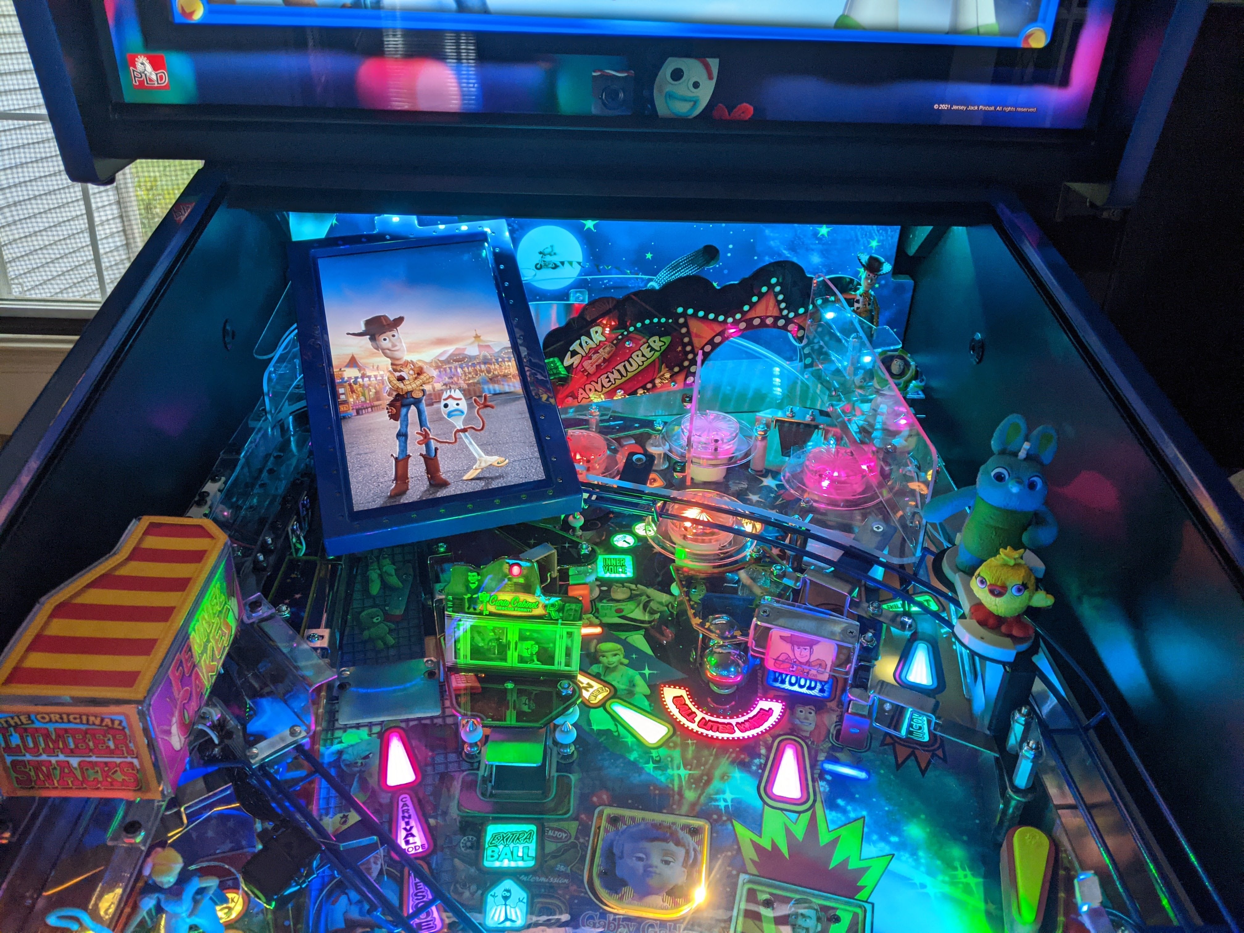 RGB LED Strip Backboard/Trough Combo – Lermods Pinball Machine Company